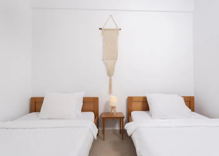 Mainavenue Palm Seaside * Polychrono