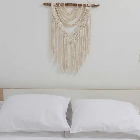 Mainavenue Palm Seaside * Polychrono